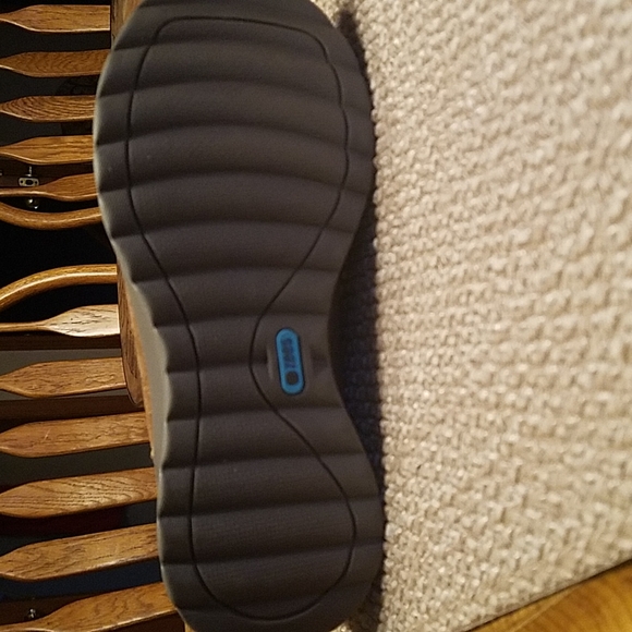 Bzees Golly Bootie Size 7 Chestnut - Picture 3 of 8